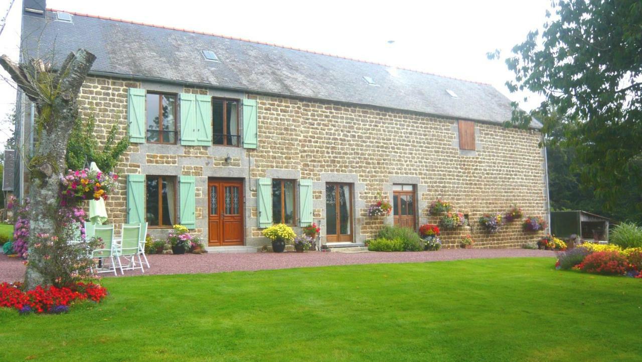 Le Rocher B&B Yvrandes Exteriör bild